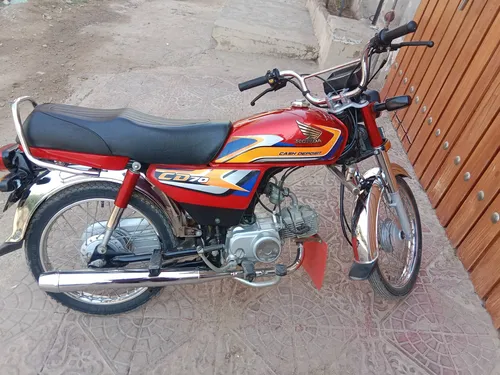 Honda CD 70 2024