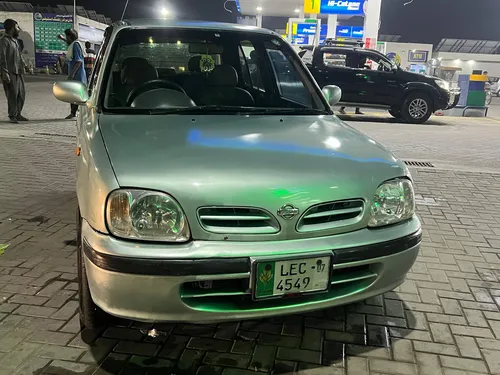 Nissan March Bolero 1999