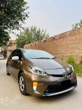 Toyota Prius S Touring Selection My Coorde 1.8 2012