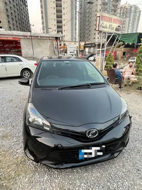 Toyota Vitz F 1.0 2014