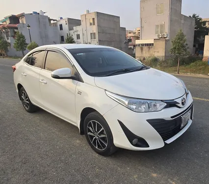 Toyota Yaris Sedan ATIV CVT 1.3 2020