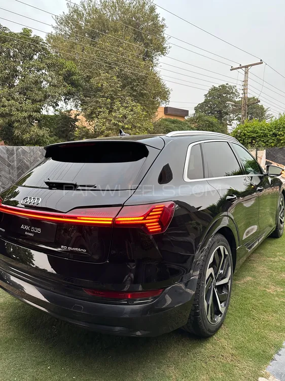 Audi e-tron 2021 for Sale in Lahore Audi e-tron 2021 for Sale in Lahore Image-7