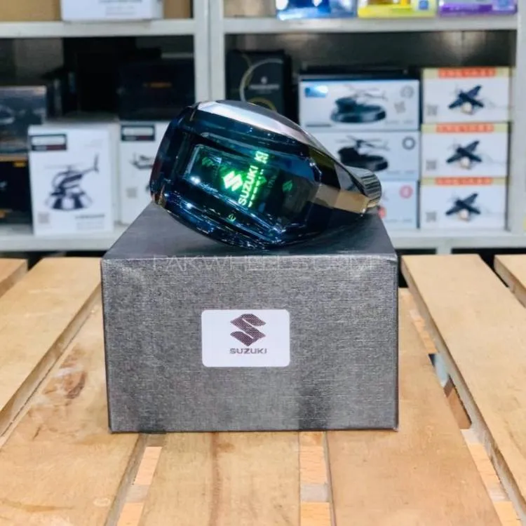 Crystal Gear Shift Head LED Illuminated Logo For Suzuki Crystal Gear Shift Head LED Illuminated Logo For Suzuki Image-1