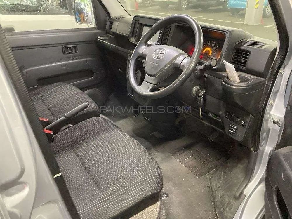 Toyota Pixis Van 2020 for Sale in Karachi Toyota Pixis Van 2020 for Sale in Karachi Image-5