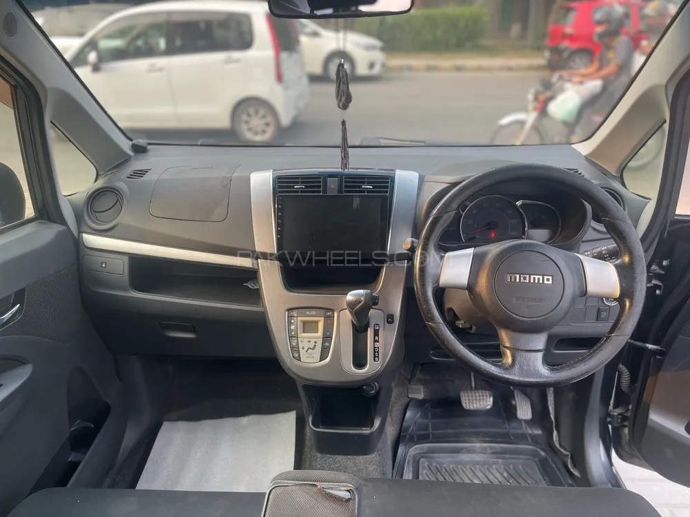 Daihatsu Move 2013 for Sale in Lahore Daihatsu Move 2013 for Sale in Lahore Image-9
