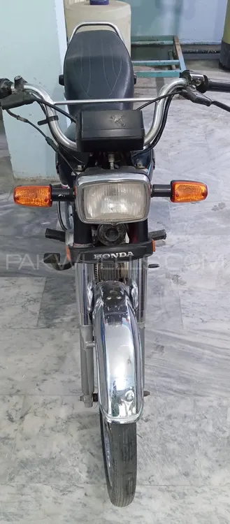 Honda CD 70 2017 for Sale Honda CD 70 2017 for Sale Image-3