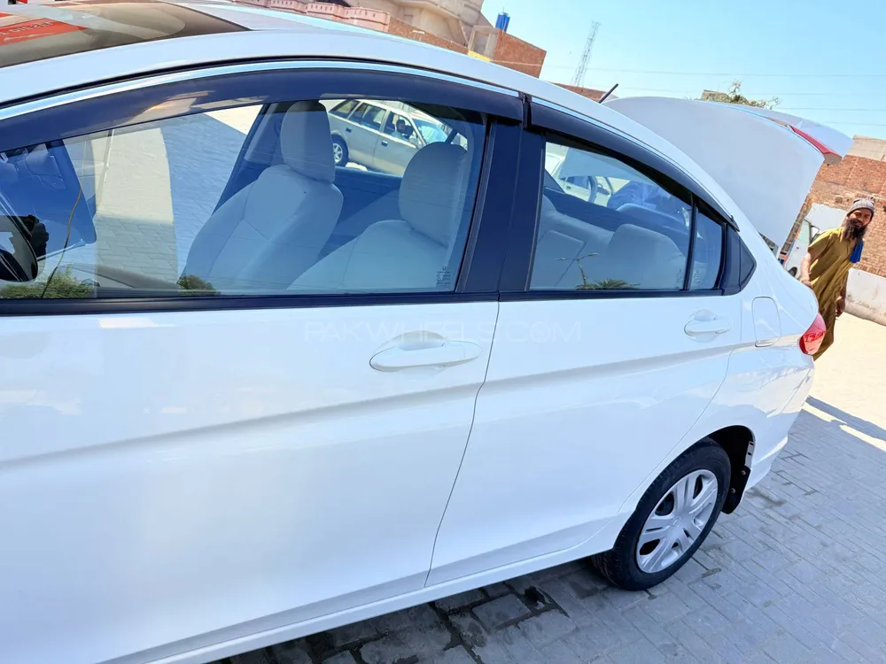 Honda City 2022 for Sale in Bahawalpur Honda City 2022 for Sale in Bahawalpur Image-12