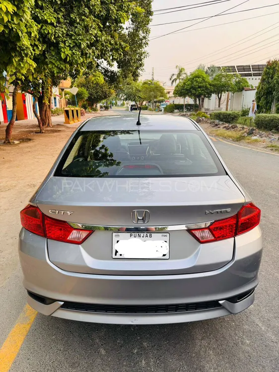 Honda City 2022 for Sale in Bahawalpur Honda City 2022 for Sale in Bahawalpur Image-4