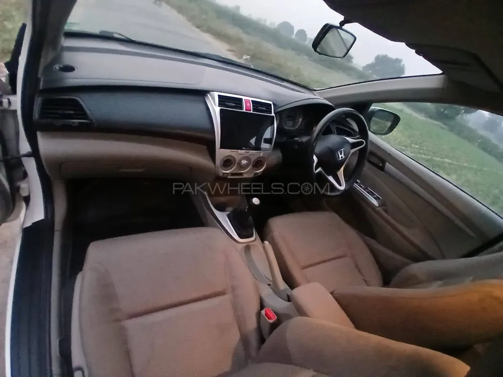 Honda City 2019 for Sale in Okara Honda City 2019 for Sale in Okara Image-4