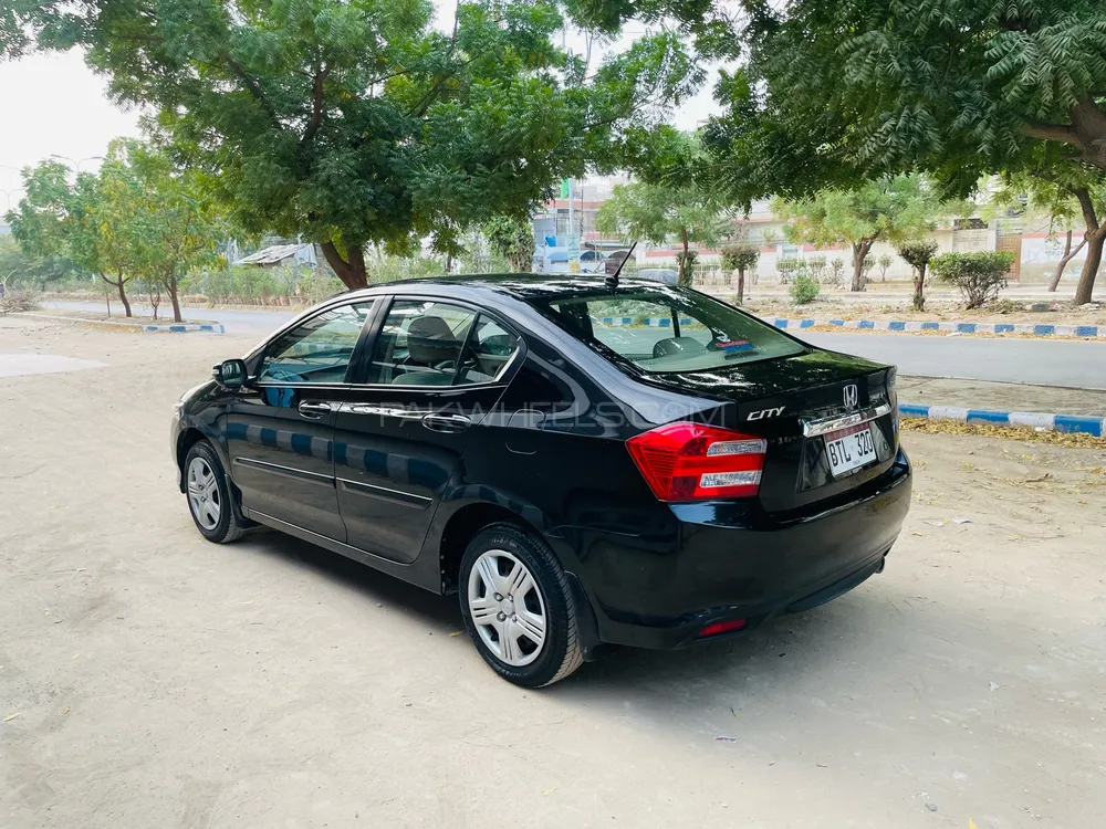 Honda City 2021 for Sale in Karachi Image-1