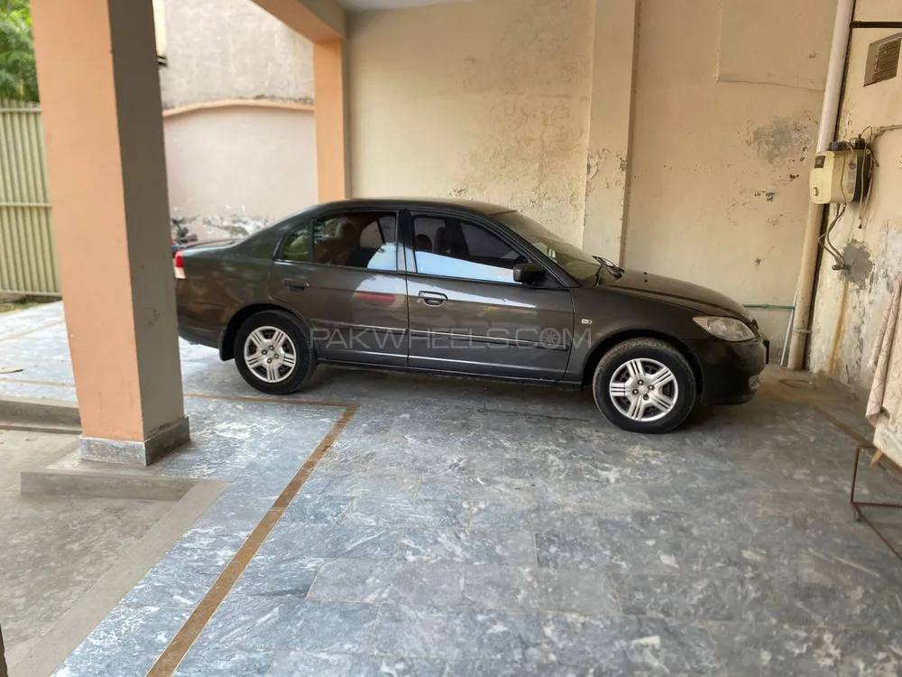 Honda Civic 2004 for Sale in Multan Honda Civic 2004 for Sale in Multan Image-11
