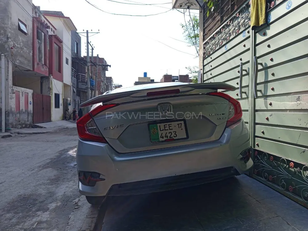 Honda Civic 2017 for Sale in Lahore Honda Civic 2017 for Sale in Lahore Image-11