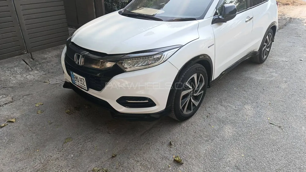 Honda Vezel 2018 for Sale in Islamabad Honda Vezel 2018 for Sale in Islamabad Image-1