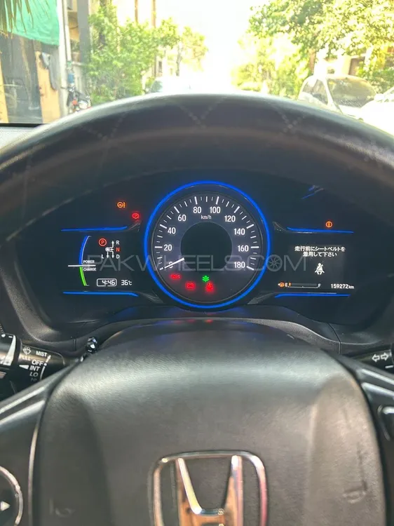 Honda Vezel 2014 for Sale in Lahore Honda Vezel 2014 for Sale in Lahore Image-4