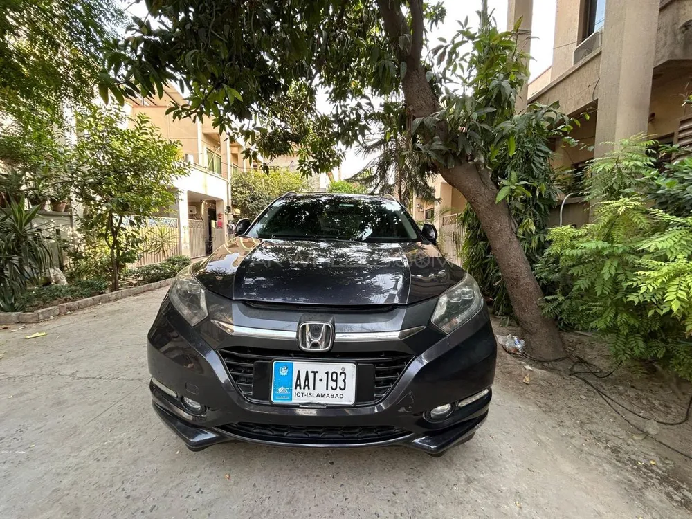 Honda Vezel 2014 for Sale in Lahore Honda Vezel 2014 for Sale in Lahore Image-6