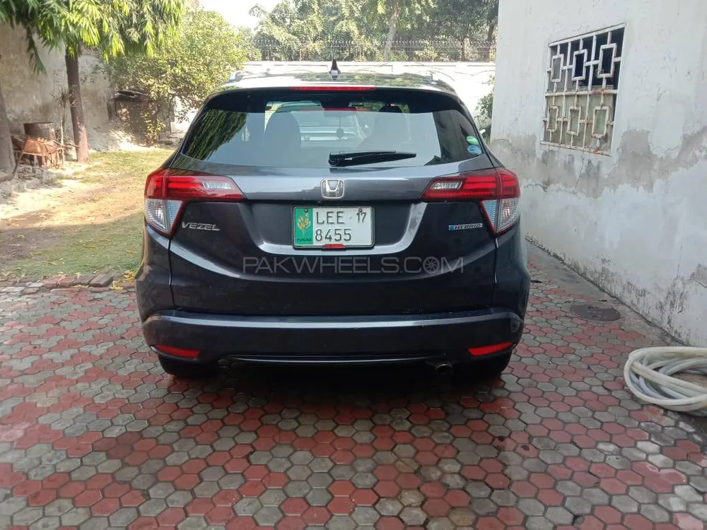 ہونڈا ویزِل 2017 for Sale in لاہور ہونڈا ویزِل 2017 for Sale in لاہور Image-2