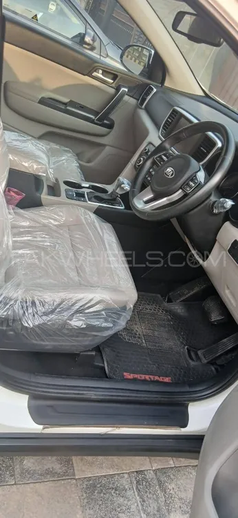 KIA Sportage 2023 for Sale in Multan KIA Sportage 2023 for Sale in Multan Image-13