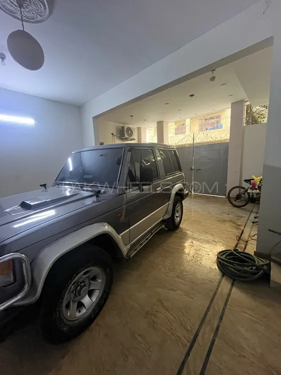 Mitsubishi Pajero 1986 for Sale in Karachi Mitsubishi Pajero 1986 for Sale in Karachi Image-5