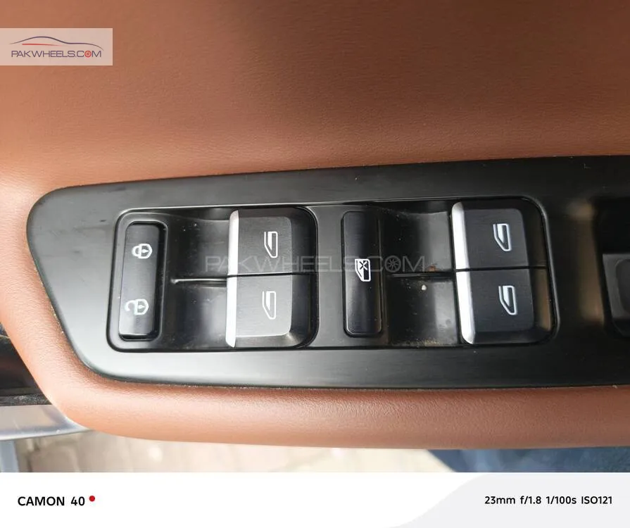 Proton X70 2023 for Sale in Lahore Proton X70 2023 for Sale in Lahore Image-12