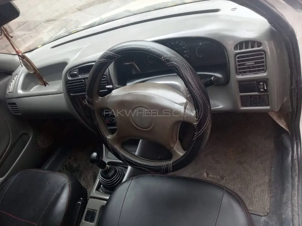Suzuki Baleno 2001 for Sale in Lahore Suzuki Baleno 2001 for Sale in Lahore Image-5