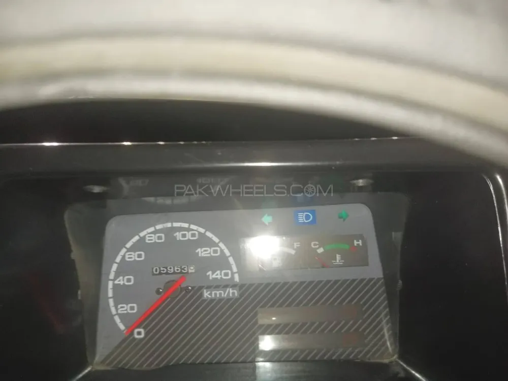 Suzuki Mehran 2006 for Sale in Lahore Suzuki Mehran 2006 for Sale in Lahore Image-13