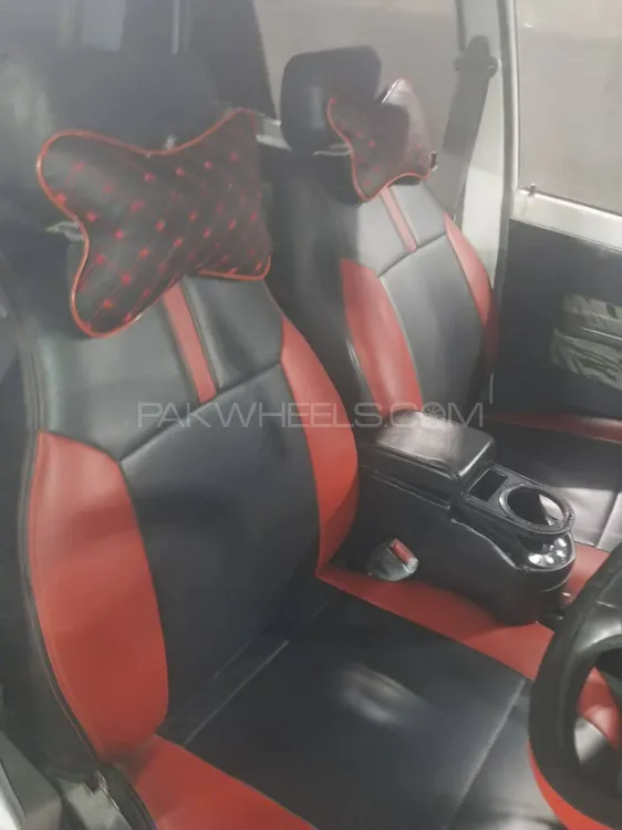 Suzuki Mehran 2006 for Sale in Lahore Suzuki Mehran 2006 for Sale in Lahore Image-11