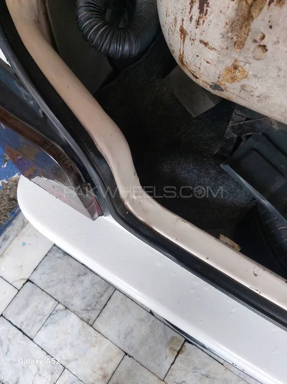 Suzuki Mehran 2011 for Sale in Mardan Suzuki Mehran 2011 for Sale in Mardan Image-4