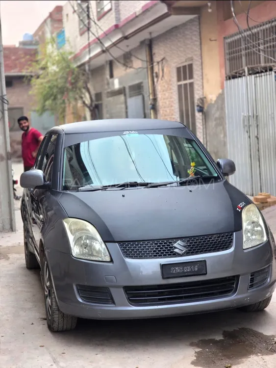 Suzuki Swift 2011 for Sale in Faisalabad Suzuki Swift 2011 for Sale in Faisalabad Image-1