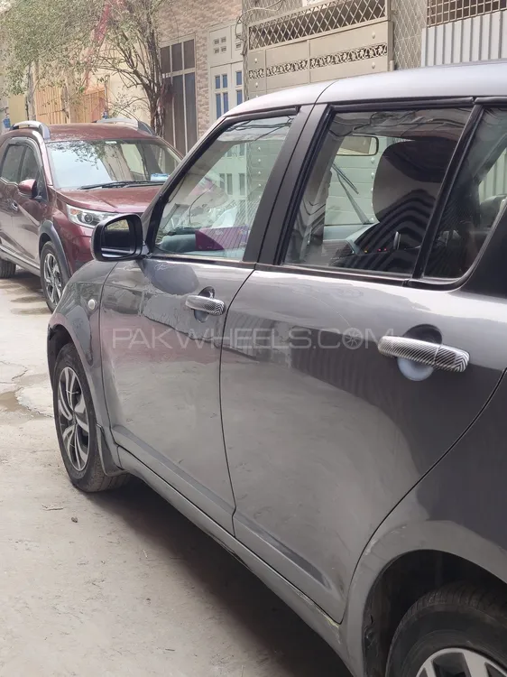 Suzuki Swift 2011 for Sale in Faisalabad Suzuki Swift 2011 for Sale in Faisalabad Image-6
