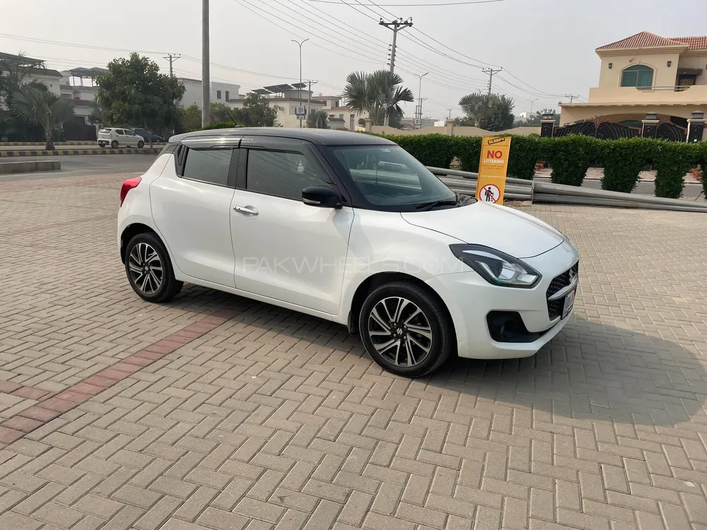 Suzuki Swift 2024 for Sale in Multan Suzuki Swift 2024 for Sale in Multan Image-2