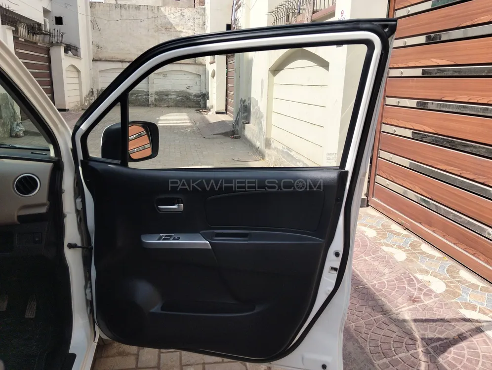 Suzuki Wagon R 2022 for Sale in Multan Suzuki Wagon R 2022 for Sale in Multan Image-15