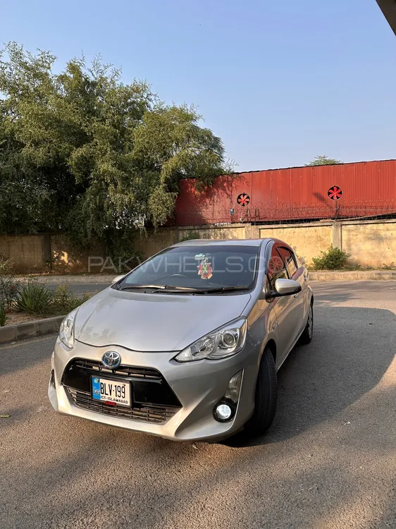 Toyota Aqua 2015 for Sale in Rawalpindi Toyota Aqua 2015 for Sale in Rawalpindi Image-3