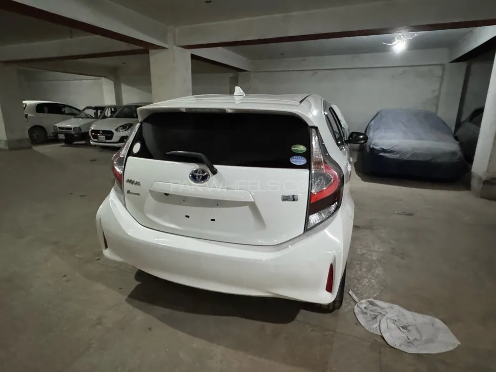 ٹویوٹا اکوا 2020 for Sale in پشاور ٹویوٹا اکوا 2020 for Sale in پشاور Image-12