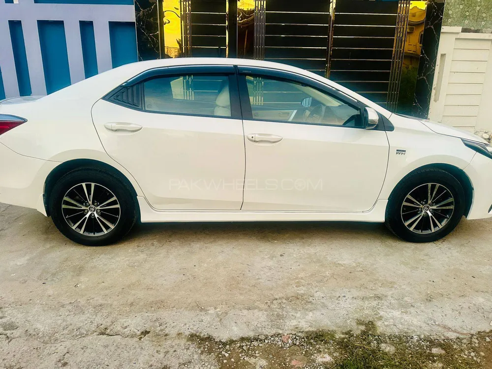 Toyota Corolla 2018 for Sale in Sialkot Toyota Corolla 2018 for Sale in Sialkot Image-5