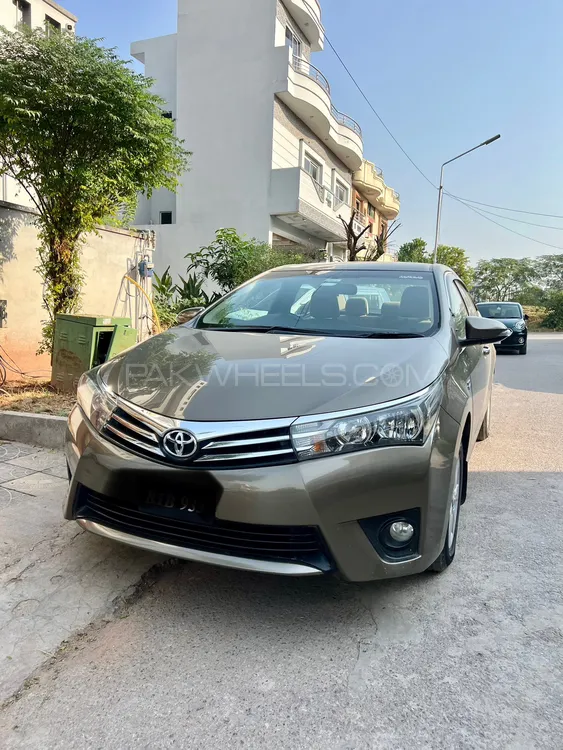 Toyota Corolla 2016 for Sale in Islamabad Image-1