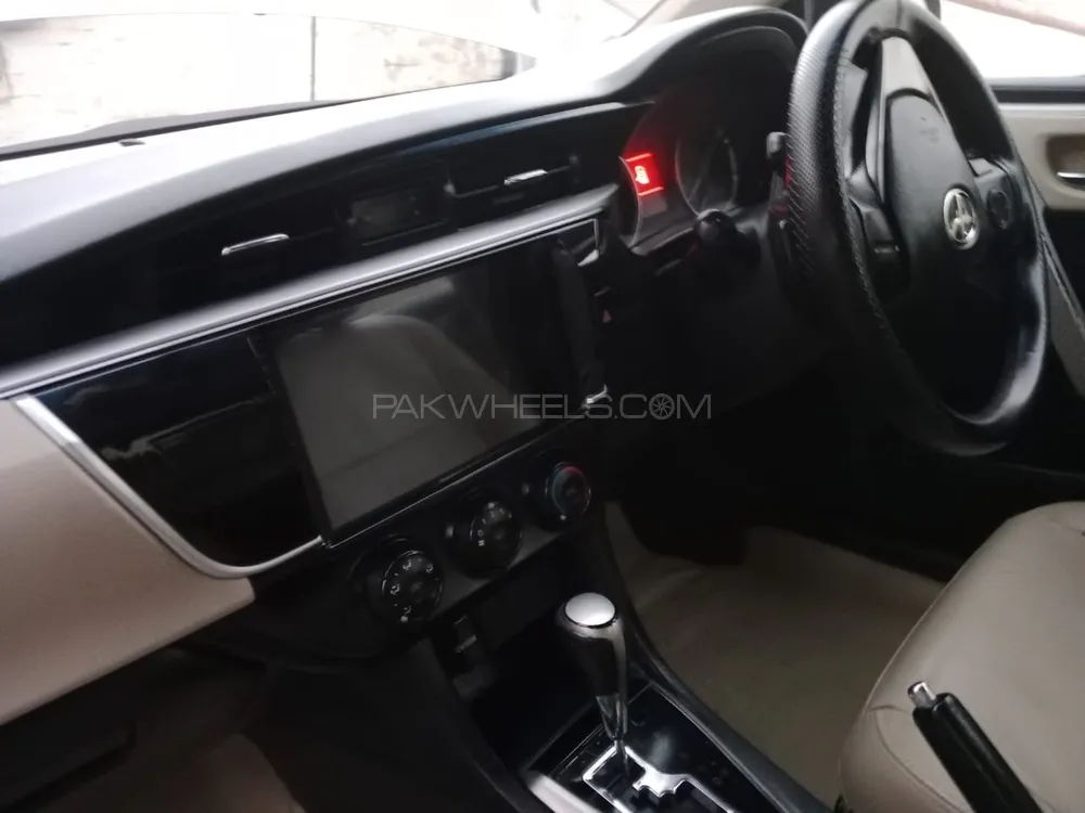 Toyota Corolla 2016 for Sale in Bhakkar Toyota Corolla 2016 for Sale in Bhakkar Image-11