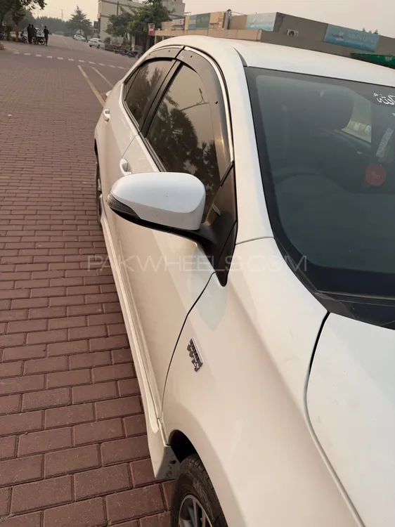 Toyota Corolla 2022 for Sale in Multan Toyota Corolla 2022 for Sale in Multan Image-6