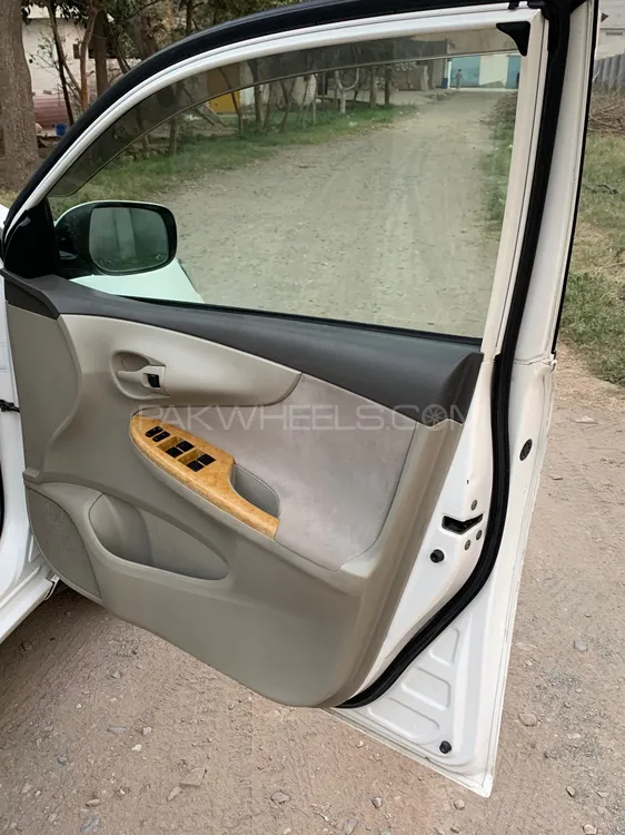 Toyota Corolla Axio 2007 for Sale in Peshawar Toyota Corolla Axio 2007 for Sale in Peshawar Image-10