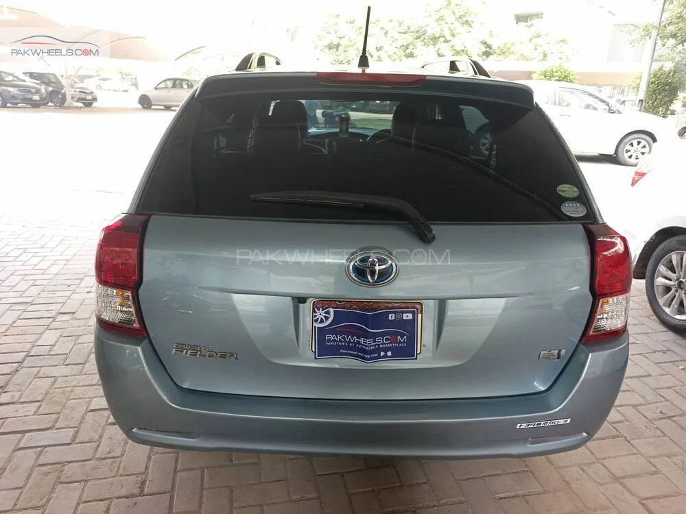 Toyota Corolla Fielder 2014 for Sale in Lahore Toyota Corolla Fielder 2014 for Sale in Lahore Image-6