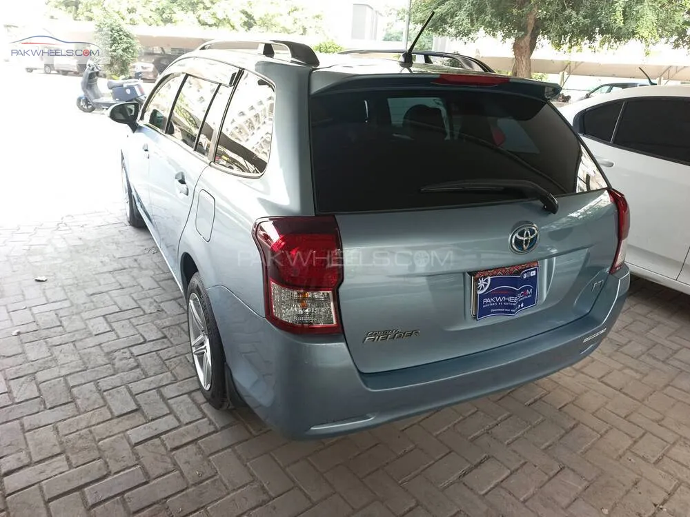 Toyota Corolla Fielder 2014 for Sale in Lahore Toyota Corolla Fielder 2014 for Sale in Lahore Image-5