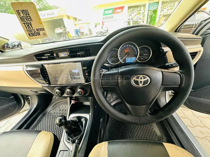 Toyota Corolla 2016 for Sale in Gujrat Toyota Corolla 2016 for Sale in Gujrat Image-9