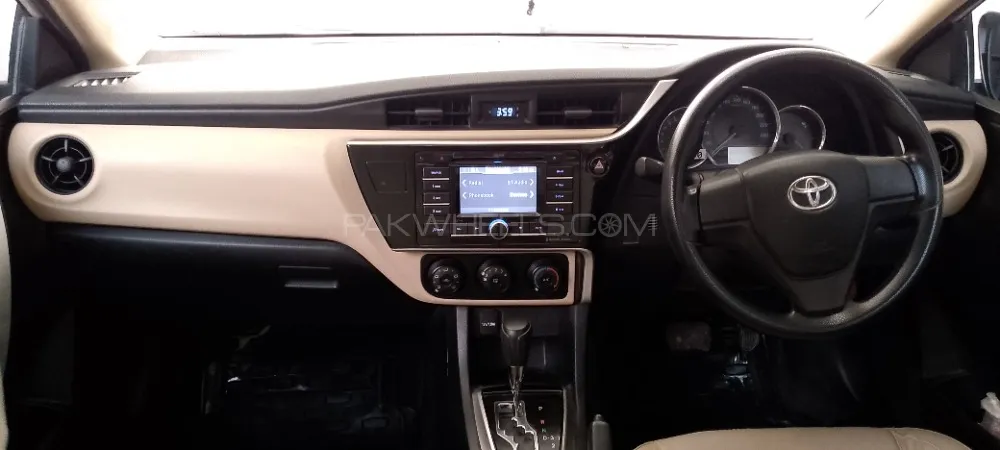 Toyota Corolla 2017 for Sale in Karachi Toyota Corolla 2017 for Sale in Karachi Image-18