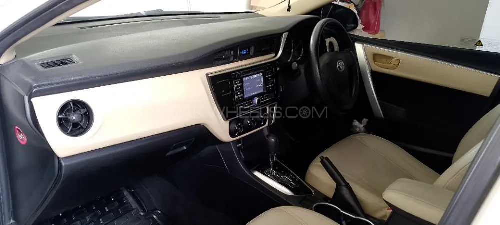 Toyota Corolla 2017 for Sale in Karachi Toyota Corolla 2017 for Sale in Karachi Image-2