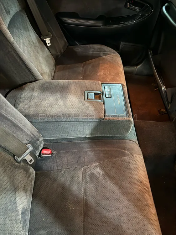 Toyota Crown 2005 for Sale in Faisalabad Toyota Crown 2005 for Sale in Faisalabad Image-10