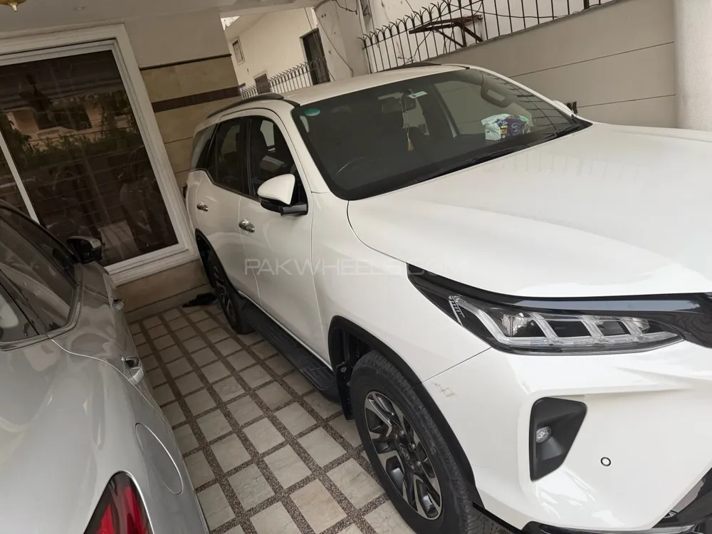 Toyota Fortuner 2022 for Sale in Lahore Toyota Fortuner 2022 for Sale in Lahore Image-3