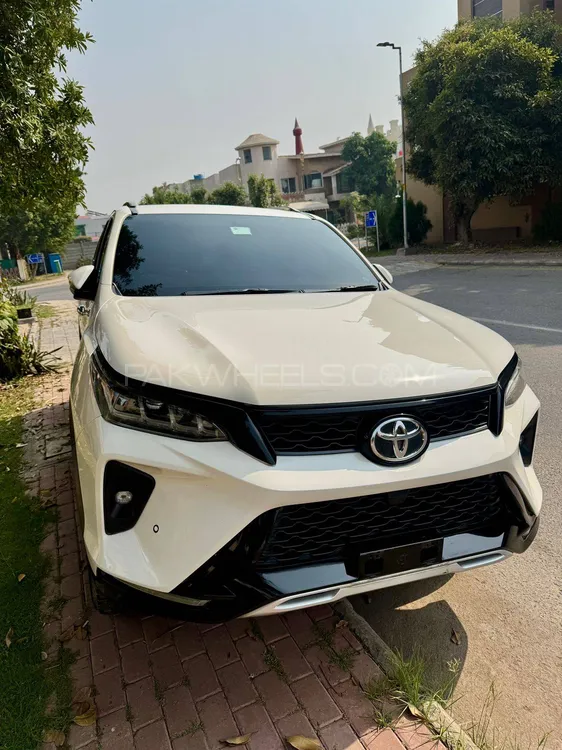 Toyota Fortuner 2022 for Sale in Lahore Image-1