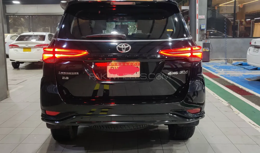 Toyota Fortuner 2022 for Sale in Karachi Toyota Fortuner 2022 for Sale in Karachi Image-2