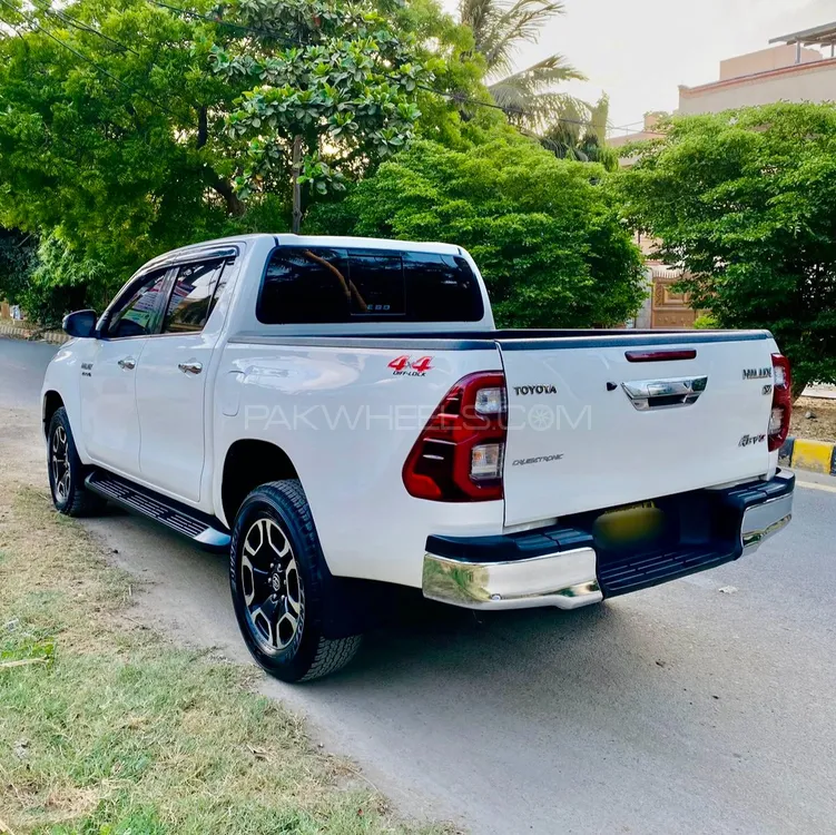 Toyota Hilux 2021 for Sale in Multan Toyota Hilux 2021 for Sale in Multan Image-7