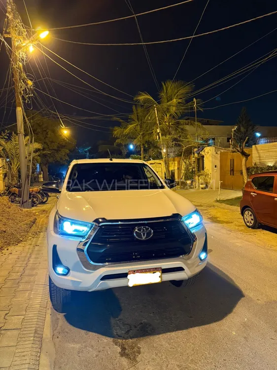 Toyota Hilux 2022 for Sale in Karachi Toyota Hilux 2022 for Sale in Karachi Image-1