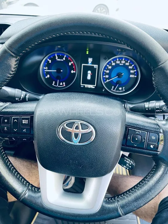 Toyota Hilux 2017 for Sale in Faisalabad Toyota Hilux 2017 for Sale in Faisalabad Image-4